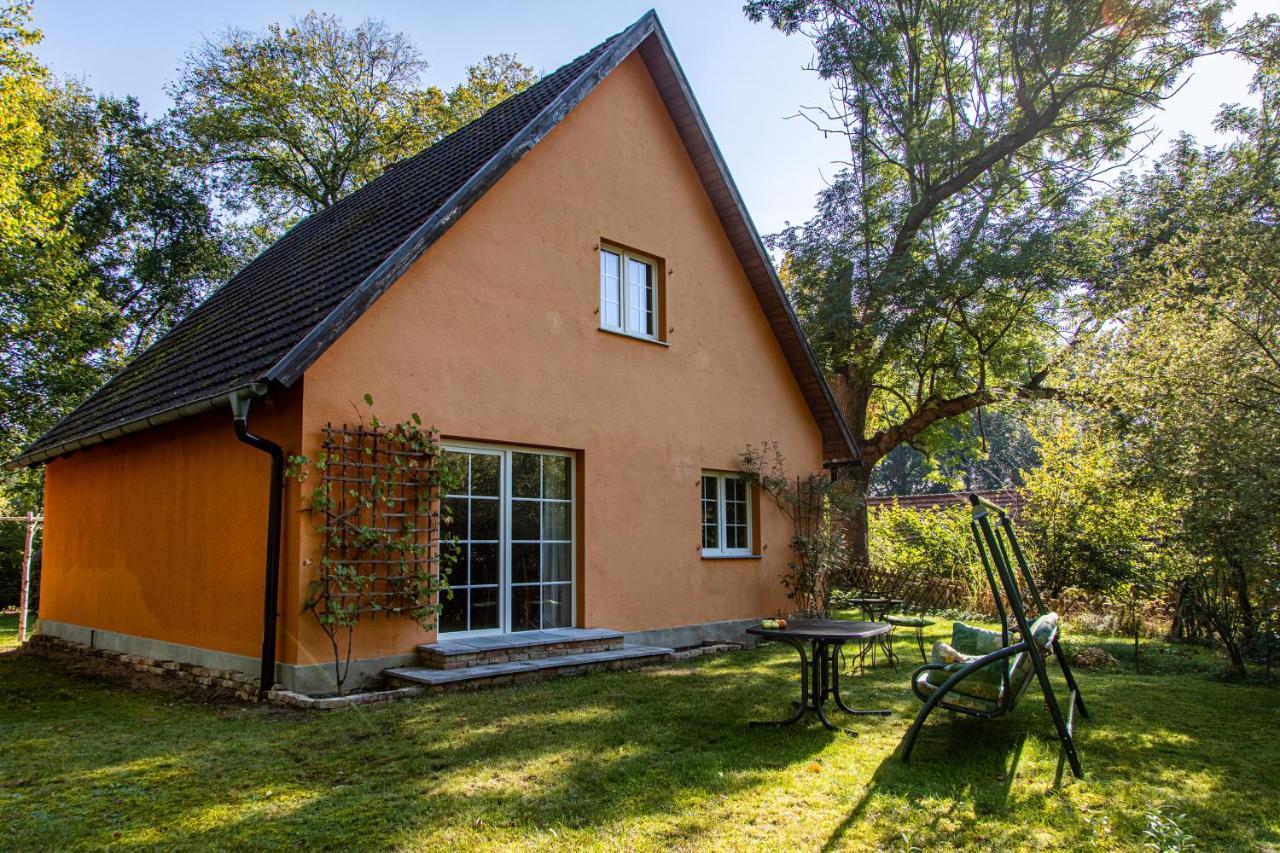Апартаменты Ferienhaus Mittelmuhle Тойпиц Экстерьер фото