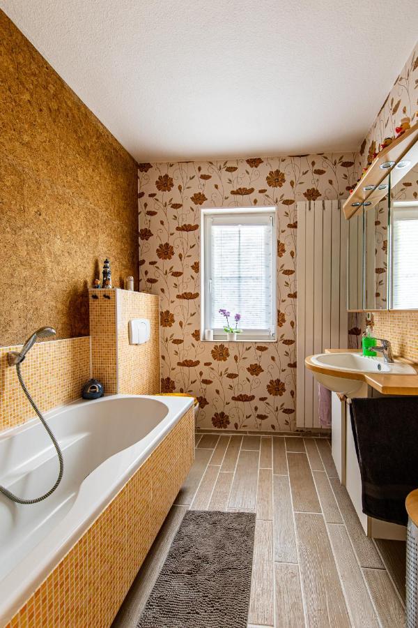 Апартаменты Ferienhaus Mittelmuhle Тойпиц Экстерьер фото